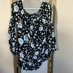 Lee FINAL MARKDOWN  Floral Top 1X Photo 3