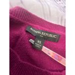 Banana Republic Sweater Womens XS Magenta Long Sleeves Crew Neck Lightweight Photo 4