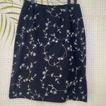 INC  women’s black skirt with chain and sequin flower pattern Size 8 Photo 1