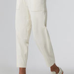 Vuori  Women's Cream Joggers Mackenzie Pant size S NWT Photo 0