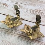 Vintage Clip On Earrings Photo 3