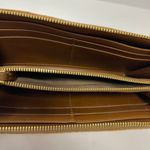 Miu Miu Crocodile-Embossed Leather Zip-Around Wallet, Cammello - Preowned Photo 8