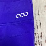 Lorna Jane  Bluish Purple Capri. Size XSmall.  EUC. Photo 2