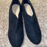 Apt. 9 Heels Photo 1