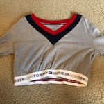 Tommy Hilfiger Crop Sweatshirts Photo 0