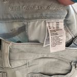American Eagle  Super Low Rise Destroyed Jegging‎ Photo 7
