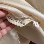 Oscar de la Renta | Cream Silk Scallop Edge Boxy wide Sleeve V Neck Blouse Sz 4 Photo 4