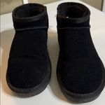 Cushionare Women's Black Ankle Boots Photo 5