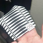 Alto Giro Fun Fitness Floral Colorblock Navy & White High Rise Striped Leggings Blue Size M Photo 5