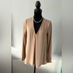 White House | Black Market  blouses🌷🌻 Photo 6