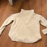 Catherine Malandrino Nordstrom Chenille White Turtleneck Sweater Small - Color: Photo 5