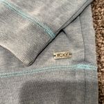 Roxy Crewneck Photo 1