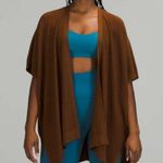 Lululemon Merino Wool Short Sleeve Wrap in Brown Photo 0