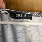 SheIn  Long Sleeve Top Photo 2