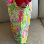 Lilly Pulitzer Estee Lauder Tote bag Photo 6