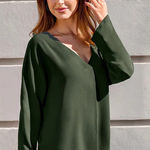 Chic Forest Green V Photo 0