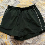 Lululemon Court Rival High-Rise Short 3" size 6 Photo 0