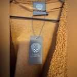 Vince Camuto  WRAP JACKET Sherpa brown tan teddy NWT one size Photo 2