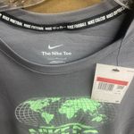 Nike Mens Large F.C. Globe Tee Photo 3