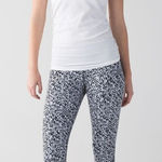 Lululemon Run: Inspire Crop II All Full-On Luxtreme Mini Brushed Animal Size 4 Photo 0