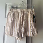 Universal Threads NWT  Linen Shirts Photo 0