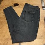 Universal Threads Woman’s  High Rise Jeggings Size 12 Photo 3