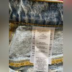 Good American NWT  Distressed Jean Shorts Size 6 Photo 6