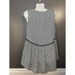 1.STATE Top Womens Medium Black White Geo Print Sleeveless Peplum Blouse Photo 3