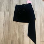 Avec Les Filles NWT Rich Soft Black Velvet Rosette Draped Mini Skirt, Size XS Photo 2