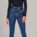 Abercrombie & Fitch Ultra High Rise 90s Slim Straight Jean Photo 0