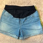 Isabel Maternity Size 14 midi short •  Photo 2