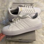 Adidas  GRAND COURT 2.0 SHOES SIZE 8BRAND NEW WITH TAG COLOR WHITE Photo 2