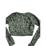 Gymshark Camo Long Sleeve Crop Top Size Medium Photo 5