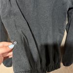 Lululemon  crewneck Photo 2