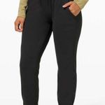 Lululemon Ready to Rulu 7/8 Jogger Photo 0