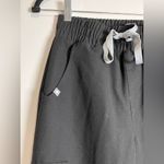 FIGS  Technical Collection Scrubs Black Pants Bottoms Joggers  Women’s XS EUC Photo 1