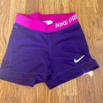 Nike Pros Photo 0