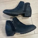 The North Face  Women’s Bridgeton Black Leather Zip Ankle Bootie Size 8 Photo 1