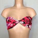 Volcom New.  red tropical print twist front bikini top. Photo 0