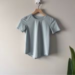 Lululemon Athletic pale green short sleeve tee top t-shirt stretch crew neck EUC Photo 2