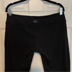 Beyond Yoga  Black Crop Athletic Pants Sz Large Split Hem Photo 7