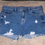 Old Navy 🔹4 for $30  Boyfriend Mid-Rise Distressed Denim Shorts, size 2 Photo 0