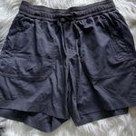 L.L.Bean  Ladies Hiking Shorts size Small Photo 0