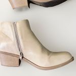 Frye and Co. Women's Jude Stacked Heel Booties Stone Camel 7.5 Western Photo 3