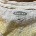 Old Navy tie-dye yellow and white t-shirt, size XXL, tall Photo 3