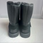 UGG  Wisley Waterproof Boots in Black Photo 5