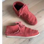 Minnetonka Pink/Coral Ankle Moccasin boots Womens size 8.5 Style Venice Booties Photo 5