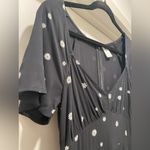 Abound LIKE NEW  Black & White Daisy Floral Patterned Short Sleeve Mini Dress XS Photo 3