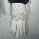 Deja Vu White Islet Brocade Lace Sleeveless Romper Size Large EUC Photo 1