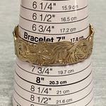 Gold Tone Hawaiian Flower Floral Bangle Bracelet Women's Tropical Feminine Photo 4